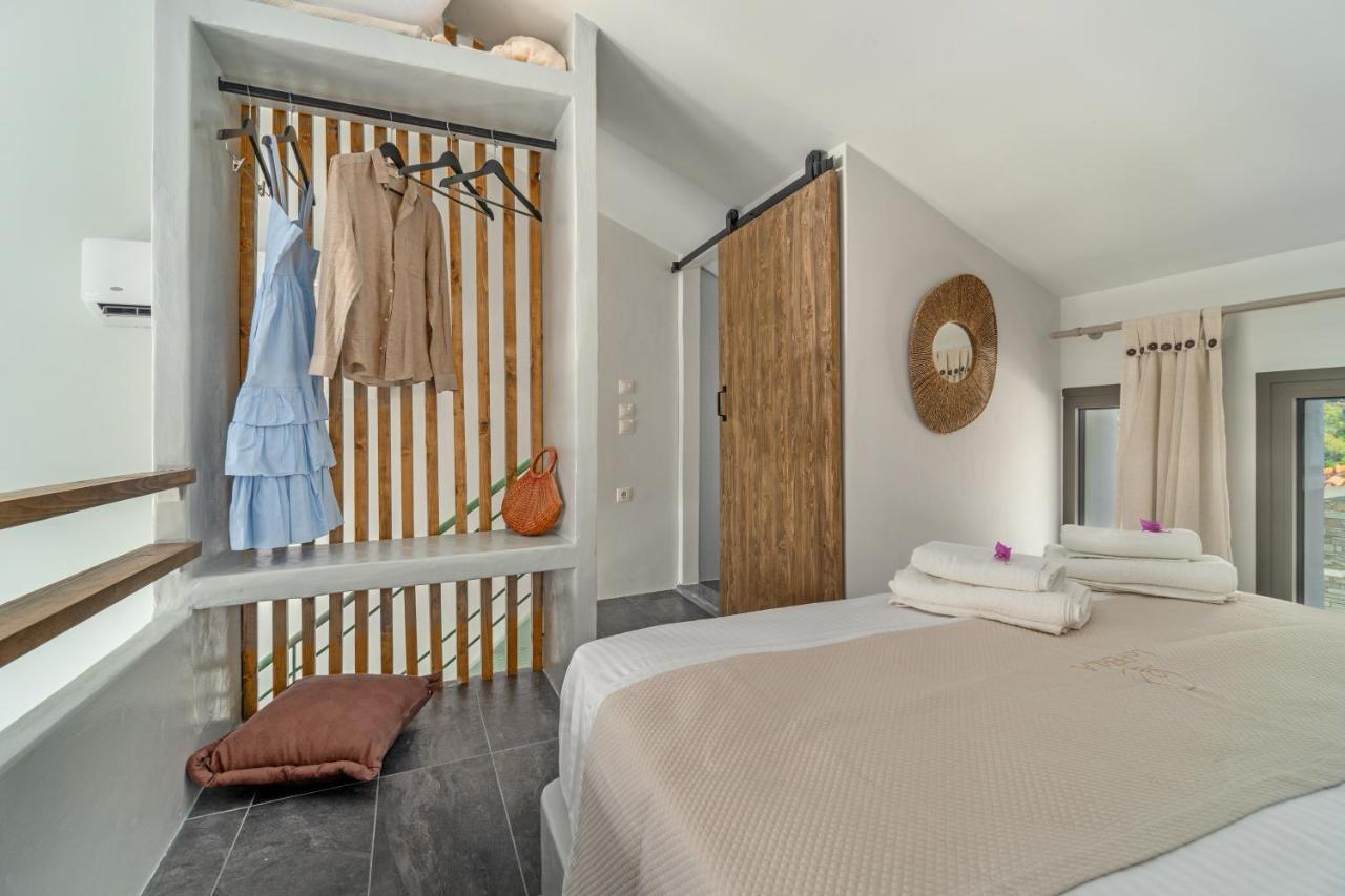 La Perla Suites Agioi Apostoli Extérieur photo
