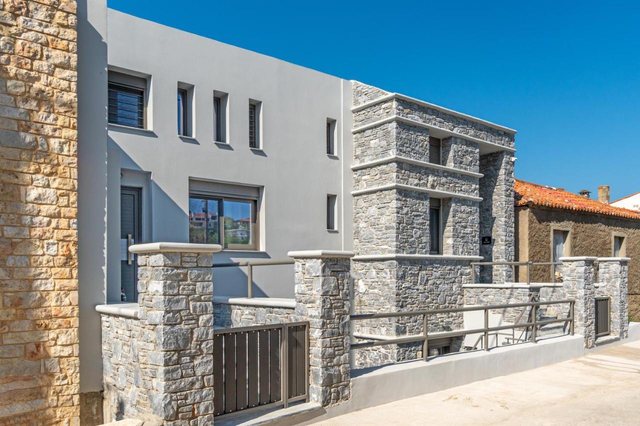La Perla Suites Agioi Apostoli Extérieur photo